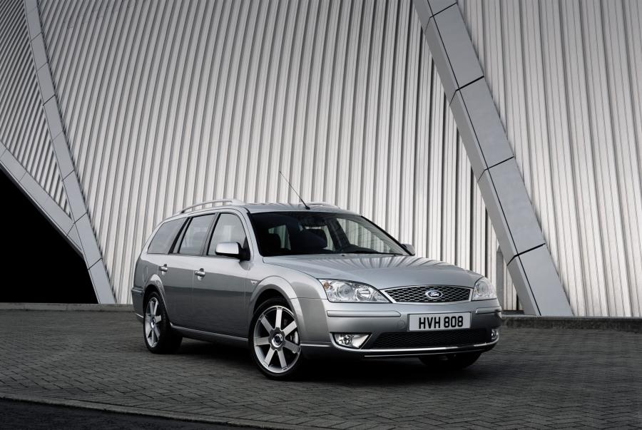  Ford Mondeo Wagon 2003 года  (фото 18 из 19)